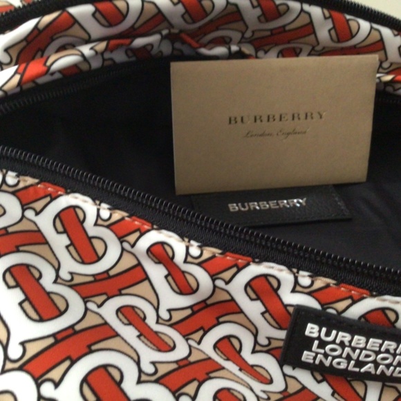 Burberry’s Backpack and Fanny pack 2 in1 - Picture 4 of 8